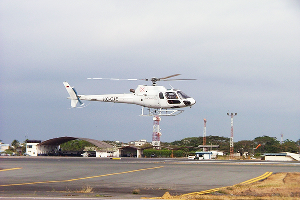 AS350 helicopter Ecuador Avioandes