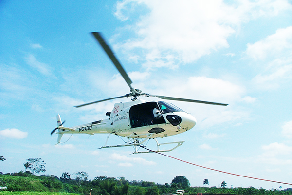 helicopter-as350-ecuador-avioandes